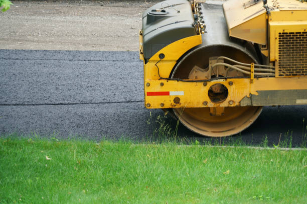 Best Professional Driveway Pavers  in Bernie, MO
